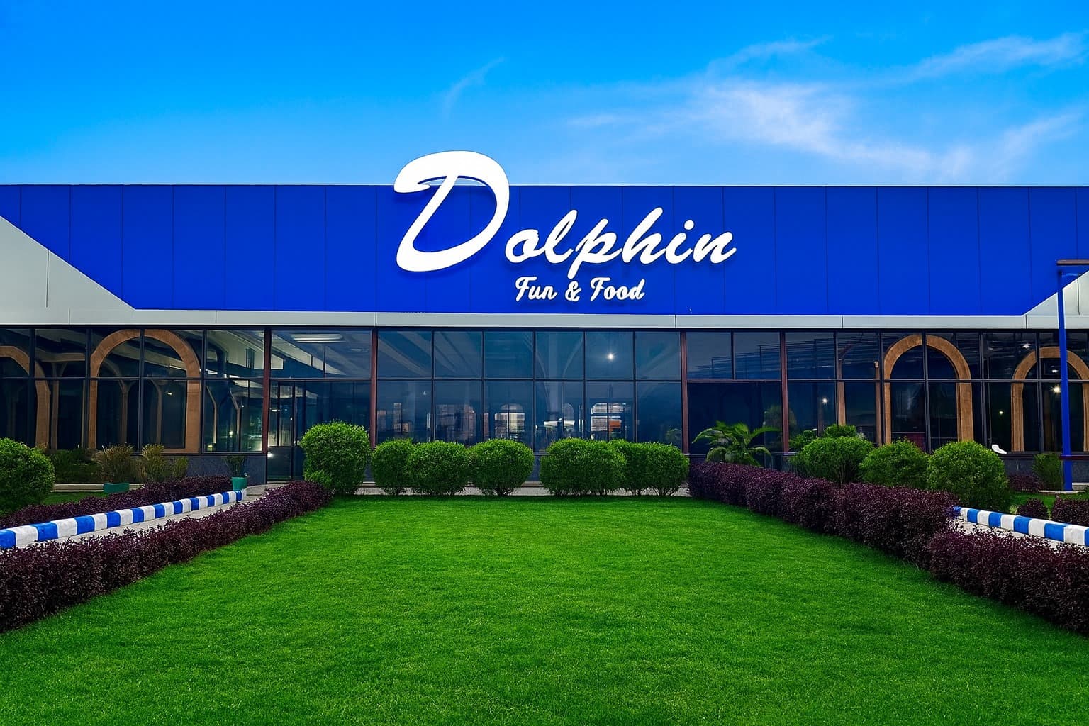 Dolphin Fun & Food interior pic-09.png