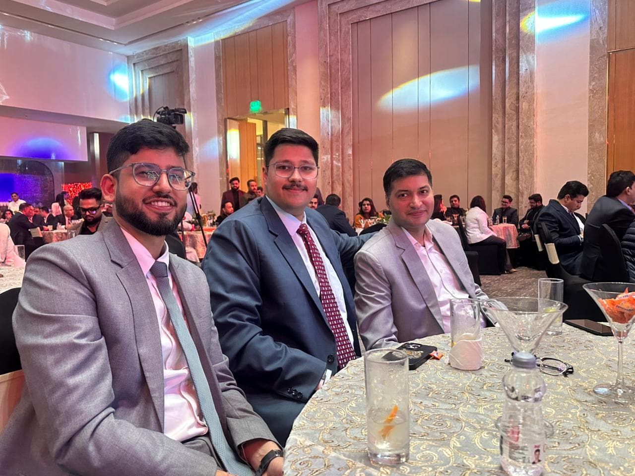 Dolphin Fun & Food interior pic-19.jpg